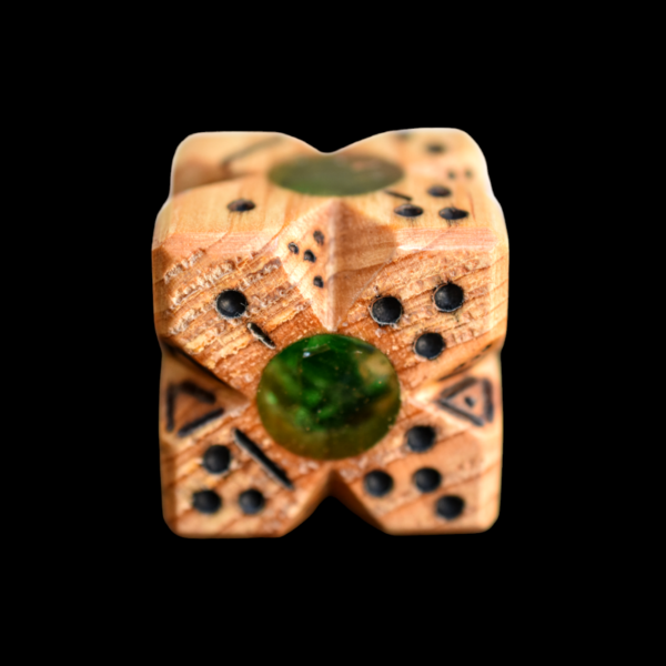 Le Dé d'Hircus - ''Universel'' Éclat Vert – Image 2
