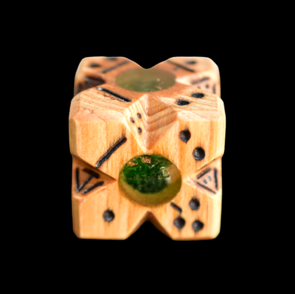Le Dé d'Hircus - ''Universel'' Éclat Vert – Image 4